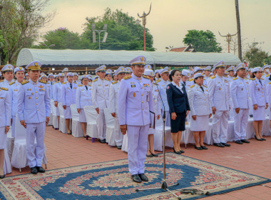 พิธีเจริญพระพุทธมนต์ ทำบุญตักบาตรถวายพระราชกุศล ... พารามิเตอร์รูปภาพ 4