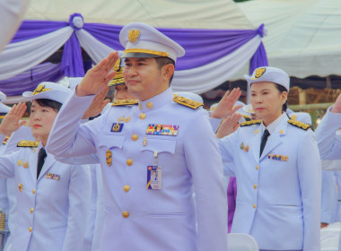 พิธีเจริญพระพุทธมนต์ ทำบุญตักบาตรถวายพระราชกุศล ... พารามิเตอร์รูปภาพ 6