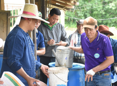 ประชุมโครงการส่งเสริมและพัฒนาศักยภาพเกษตรกร ณ สวนนายอุทัย ... พารามิเตอร์รูปภาพ 2